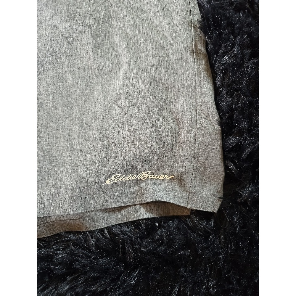 Eddie Bauer Men's M Shorts UPF 50+ Water‎ Repellent 4-Way Stretch Pull On 8" - Picture 2 of 14